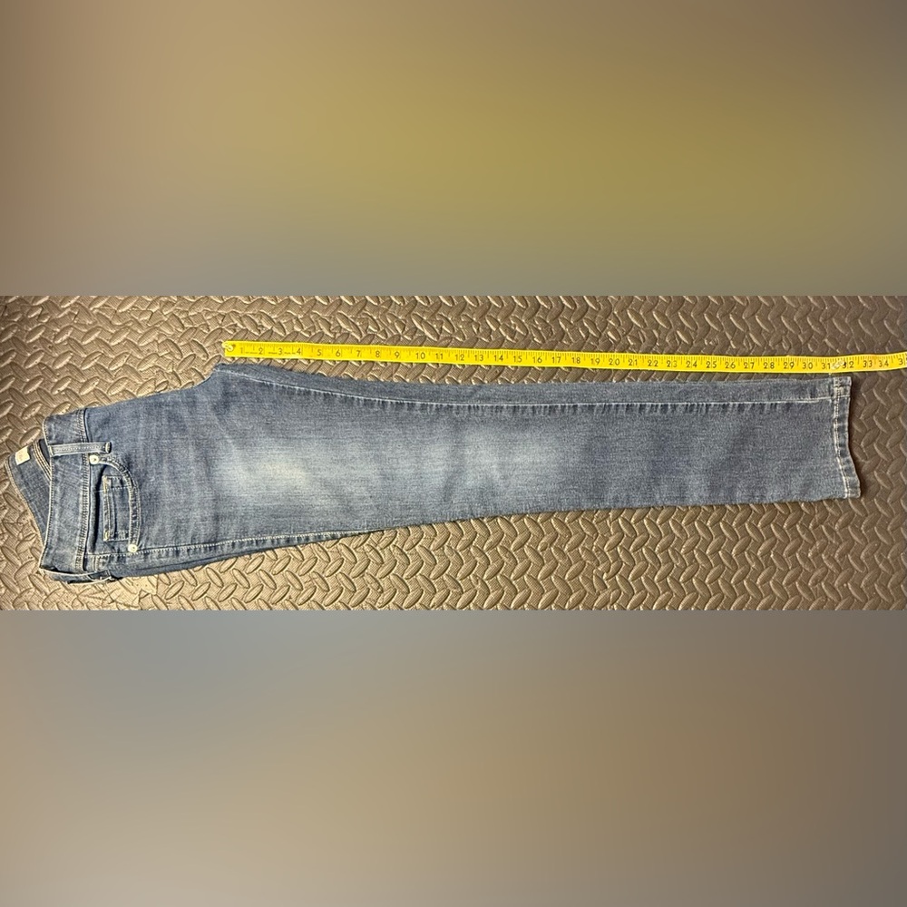 Guess Women's Medium Rise “Sarah Fit” Skinny Jeans Size 28 - Picture 8 of 11